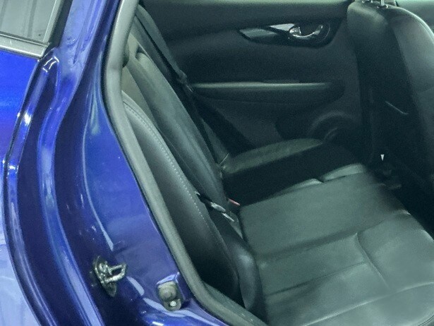 Used Nissan Qashqai 2017 for sale - 77403842: Photo 11