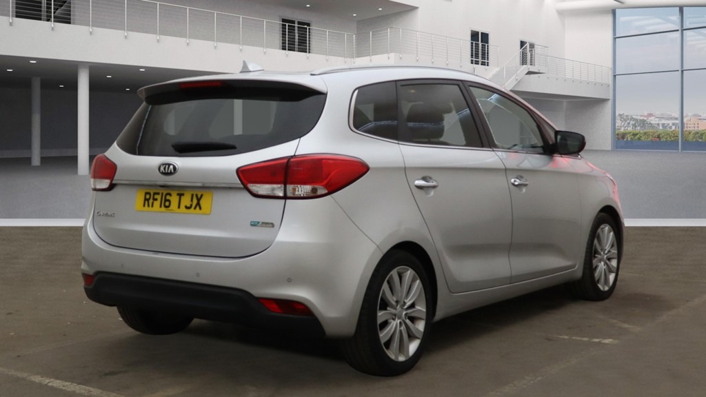 Used Kia Carens 2016 for sale - 76589204: Photo 7