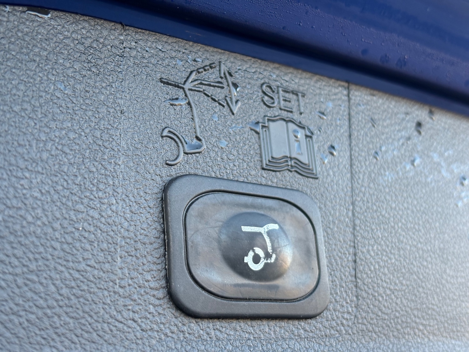 Used Ford Kuga 2016 for sale - 76531486: Photo 28