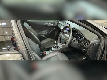 Used Ford Focus 2020 for sale - 77406207: Photo