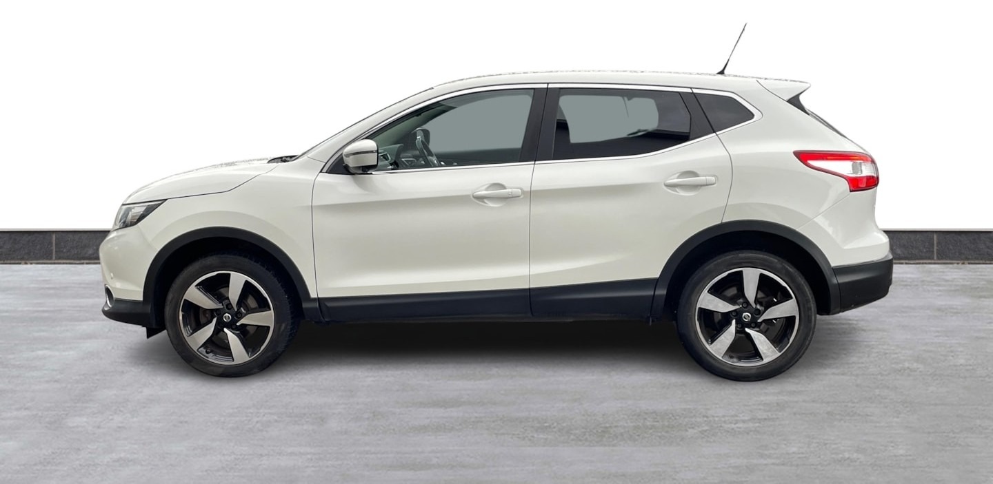 Used Nissan Qashqai 2016 for sale - 76579765: Photo 2