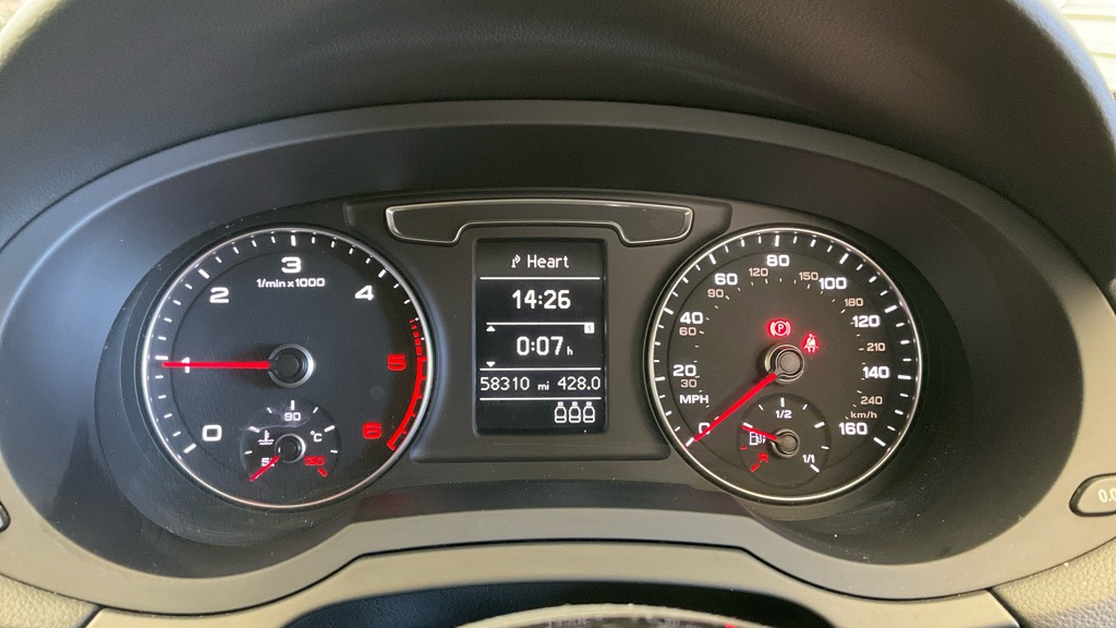 Used Audi Q3 2016 for sale - 76231868: Photo 9