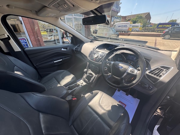 Used Ford Kuga 2015 for sale - 68455859: Photo 5