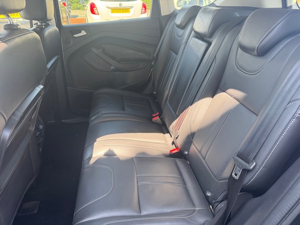 Used Ford Kuga 2015 for sale - 68455859: Photo 9