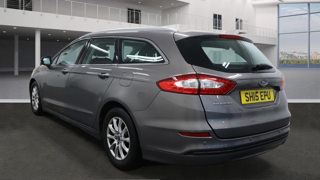 Used Ford Mondeo 2015 for sale - 77763380: Photo 2