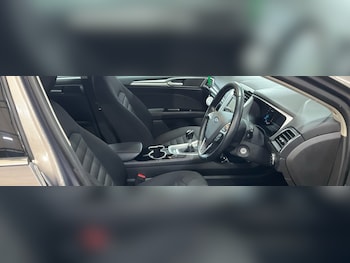 Used Ford Mondeo 2015 for sale - 77763380: Photo