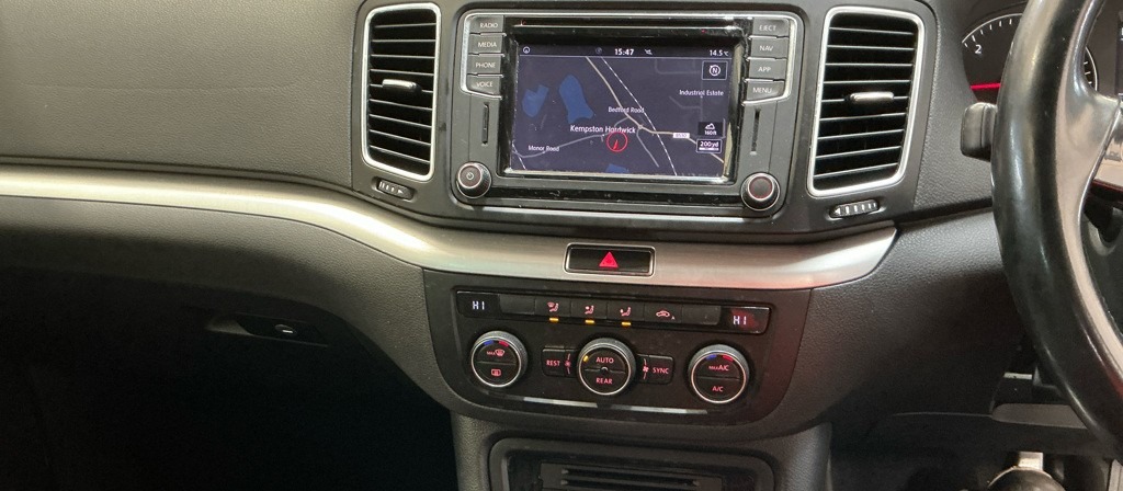 Used Volkswagen Sharan 2018 for sale - 77690911: Photo 3