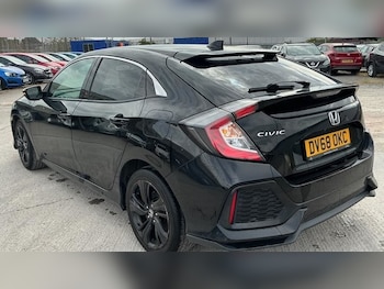 Used Honda Civic 2018 for sale - 79448683: Photo
