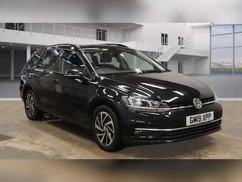 Used Volkswagen Golf 2019 for sale - 77845057: Photo