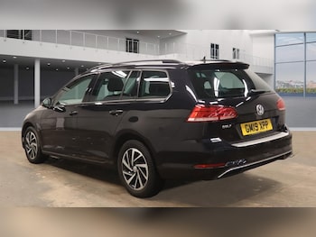 Used Volkswagen Golf 2019 for sale - 77845057: Photo