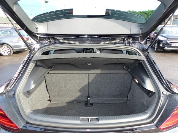 Used Volkswagen Scirocco 2016 for sale - 68628045: Photo 15
