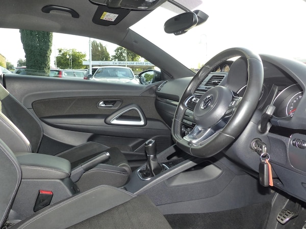 Used Volkswagen Scirocco 2016 for sale - 68628045: Photo 3