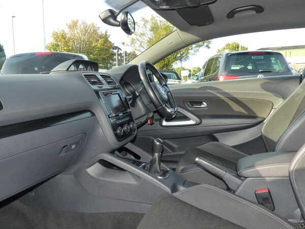 Used Volkswagen Scirocco 2016 for sale - 68628045: Photo 7