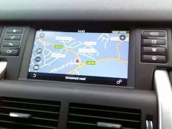 Used Land Rover Discovery Sport 2016 for sale - 76273434: Photo 3