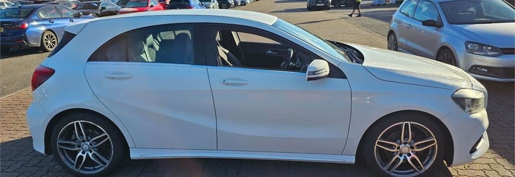 Used Mercedes-Benz A-Class 2017 for sale - 76662903: Photo 2