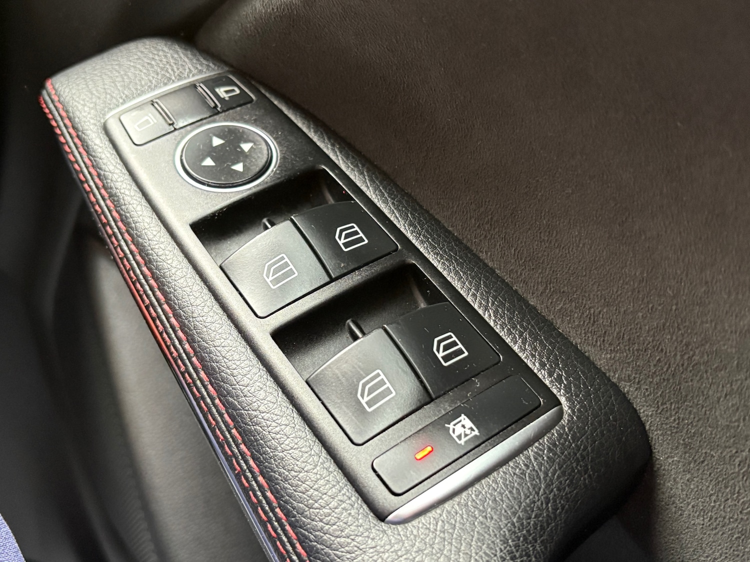 Used Mercedes-Benz A-Class 2017 for sale - 76662903: Photo 20