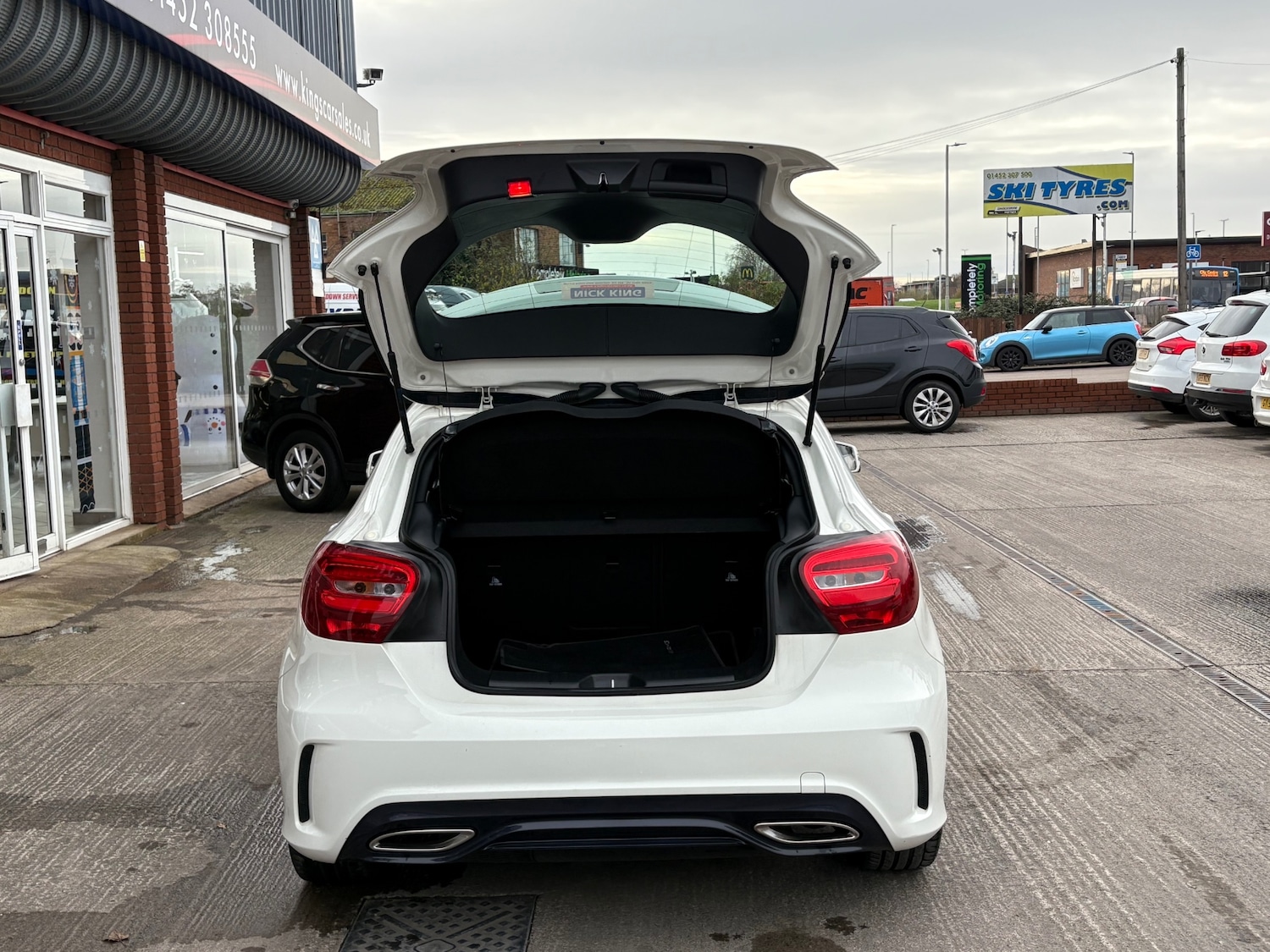 Used Mercedes-Benz A-Class 2017 for sale - 76662903: Photo 24