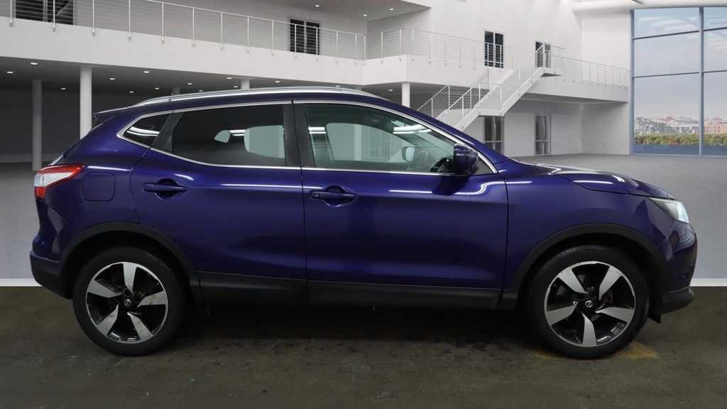 Used Nissan Qashqai 2015 for sale - 77148552: Photo 1