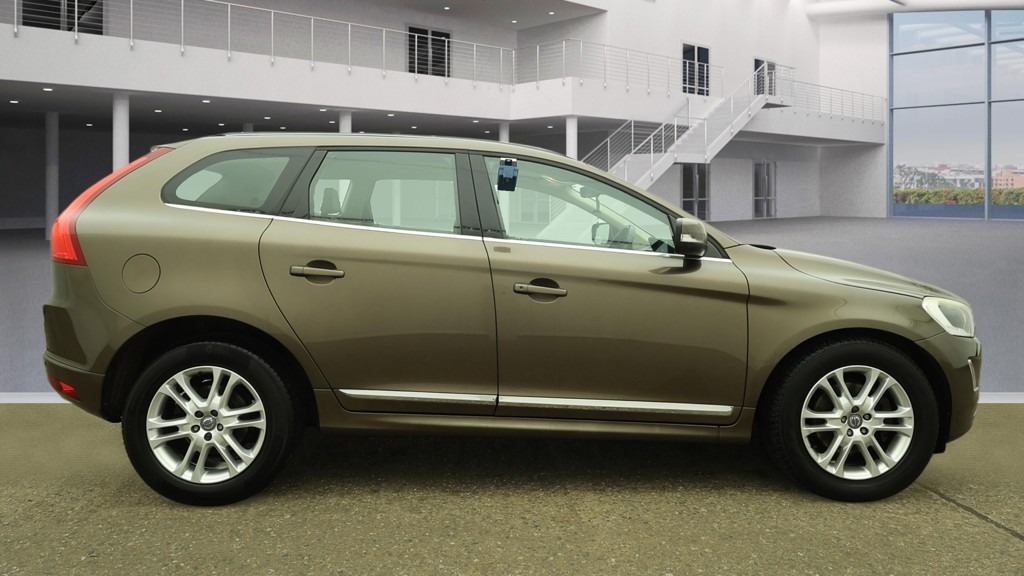 Used Volvo XC60 2015 for sale - 77077836: Photo 1