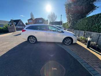 2014 (Y) - 1.8 VVTi Hybrid Excel 5dr CVT Auto