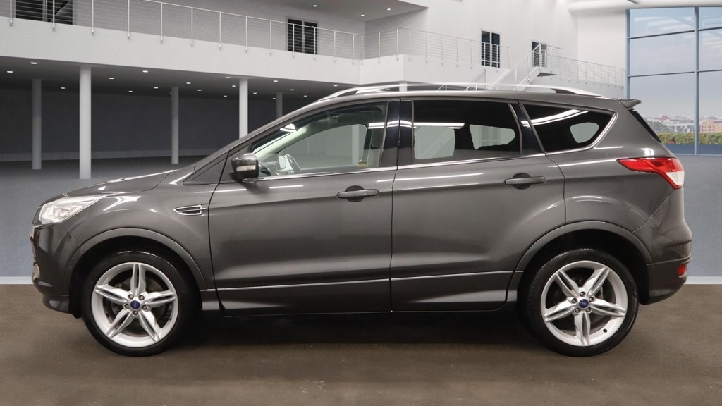 Used Ford Kuga 2016 for sale - 77420733: Photo 2