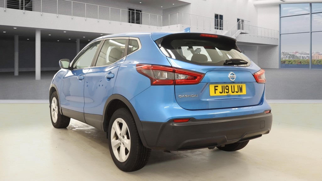 Used Nissan Qashqai 2019 for sale - 77988316: Photo 2