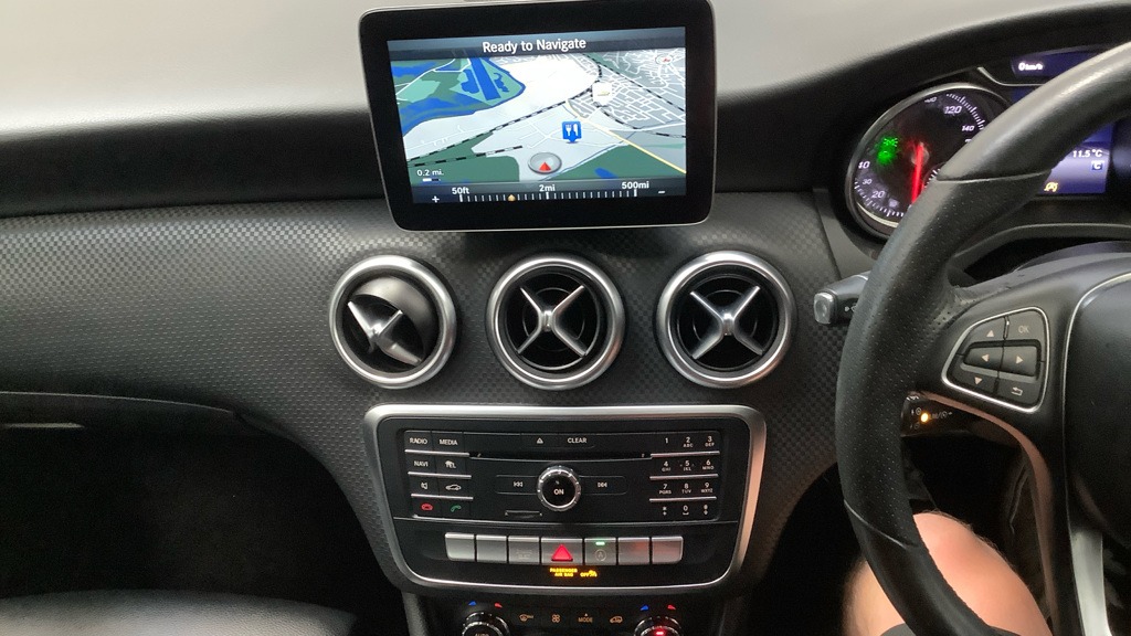 Used Mercedes-Benz A-Class 2017 for sale - 76566424: Photo 3