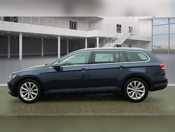 Used Volkswagen Passat 2015 for sale - 77326519: Photo