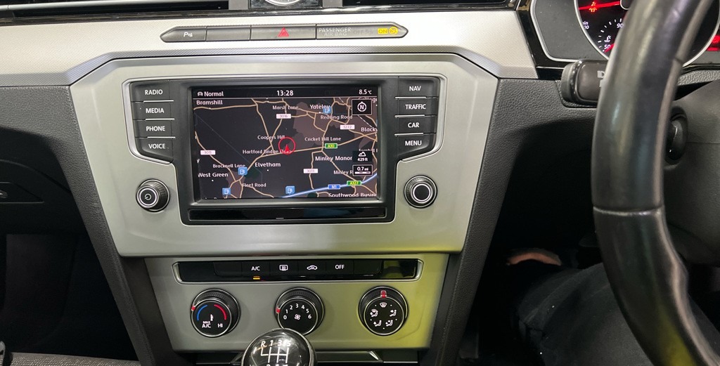 Used Volkswagen Passat 2015 for sale - 77326519: Photo 3