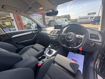 Used Audi Q3 2017 for sale - 75456160: Photo