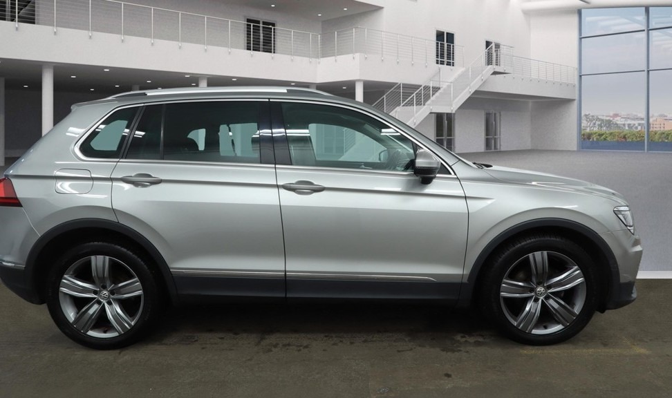 Used Volkswagen Tiguan 2018 for sale - 77688961: Photo 2