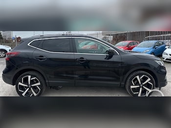 Used Nissan Qashqai 2018 for sale - 77605315: Photo