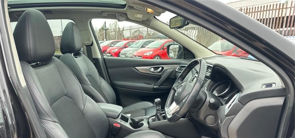 Used Nissan Qashqai 2018 for sale - 77605315: Photo 3