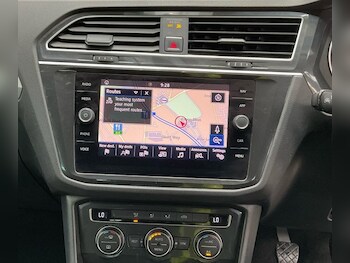 Used Volkswagen Tiguan 2018 for sale - 78389388: Photo