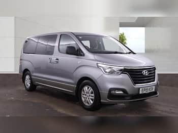Hyundai i800 feature image