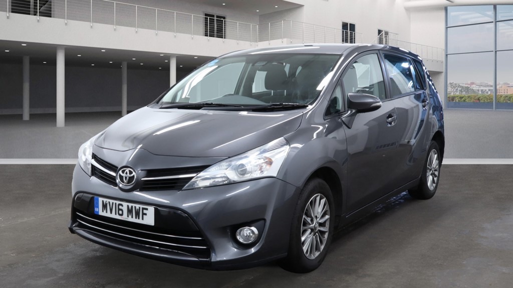 Used Toyota Verso 2016 for sale - 76532160: Photo 4