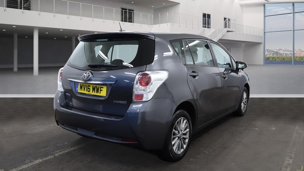 Used Toyota Verso 2016 for sale - 76532160: Photo 6