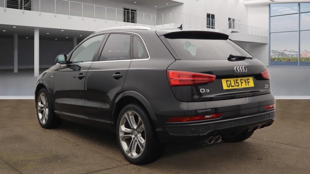 Used Audi Q3 2015 for sale - 76263232: Photo 2