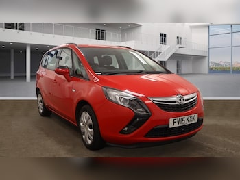 2015 (15) - 1.4T Exclusiv 5dr + 7 SEATS / 9 SERVICES / ULEZ