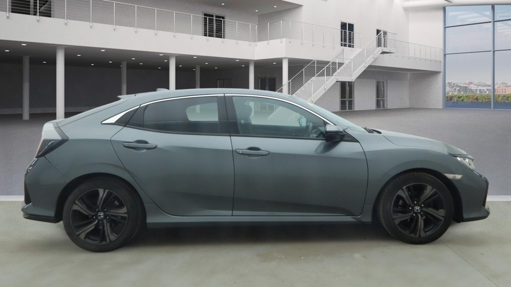 Used Honda Civic 2019 for sale - 78060673: Photo 6