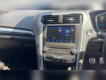 Used Ford Mondeo 2019 for sale - 79042556: Photo