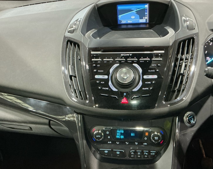 Used Ford Kuga 2015 for sale - 77353982: Photo 3