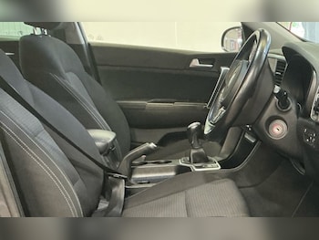 Used Kia Sportage 2021 for sale - 79444635: Photo