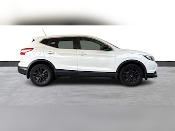Nissan - Qashqai
