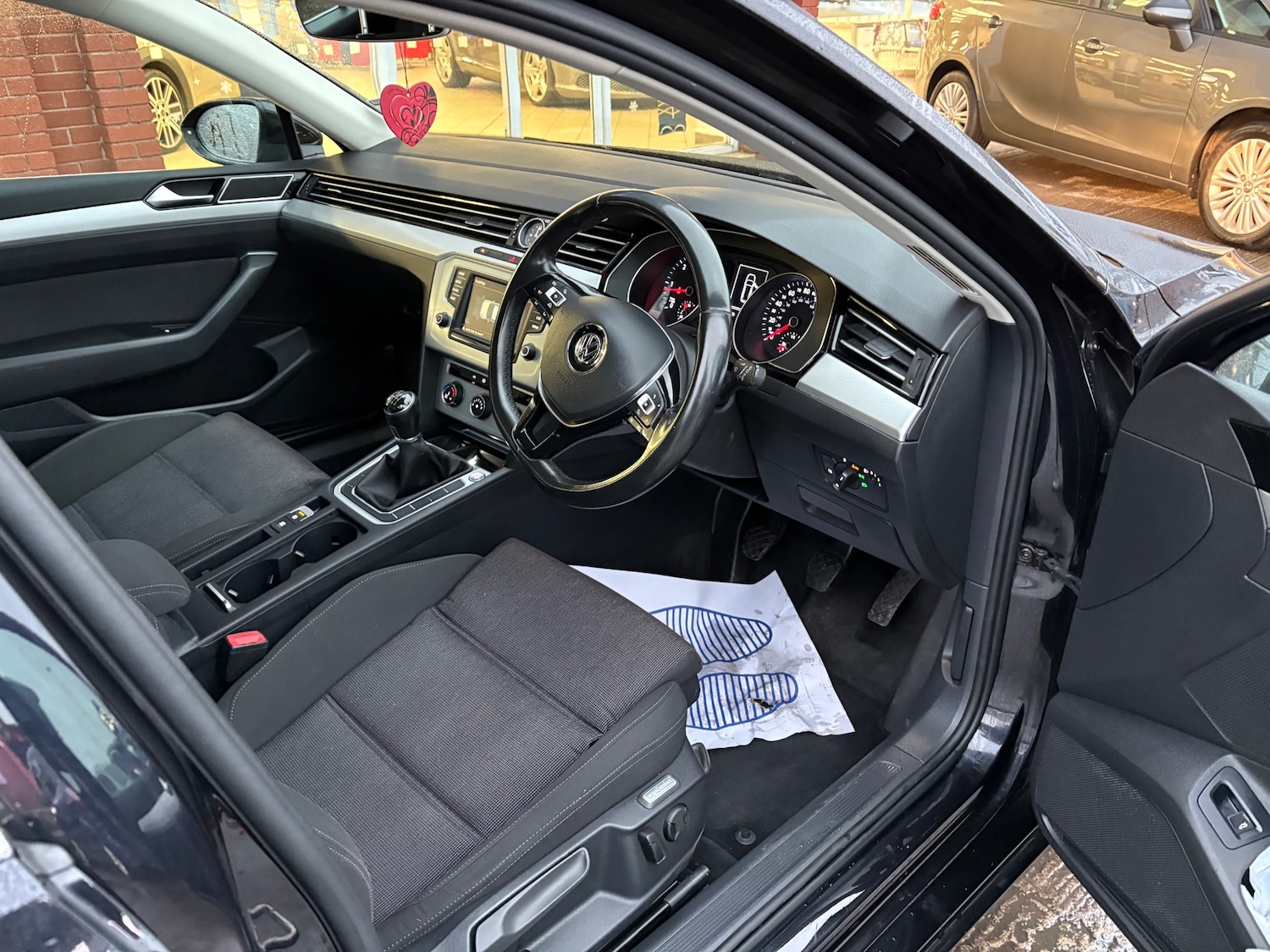 Used Volkswagen Passat 2015 for sale - 76681629: Photo 12