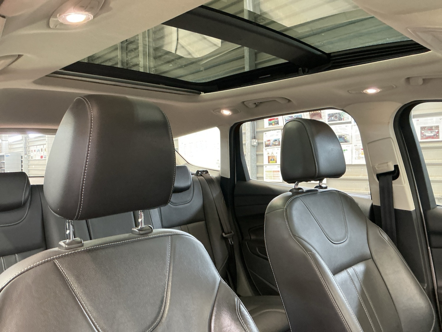 Used Ford Kuga 2014 for sale - 77916289: Photo 3