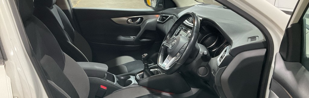 Used Nissan Qashqai 2017 for sale - 77165161: Photo 3