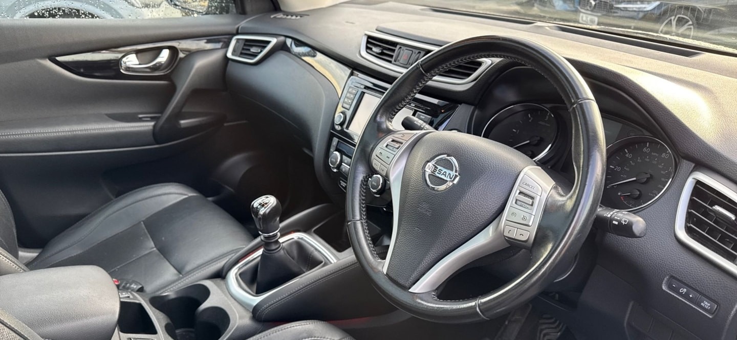 Used Nissan Qashqai 2016 for sale - 76958702: Photo 3