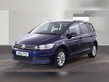Used Volkswagen Touran 2017 for sale - 79042621: Photo