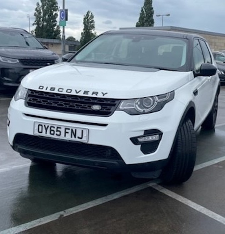 Used Land Rover Discovery Sport 2015 for sale - 76344297: Photo 15